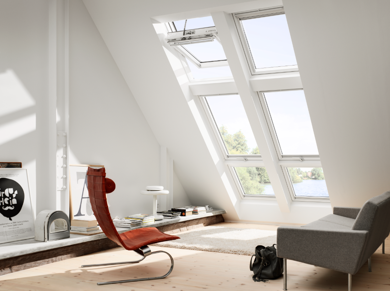 Intérieur lumineux aménagé sous combles avec double fenêtre de toit Velux installée par un couvreur professionnel à Rochefort.